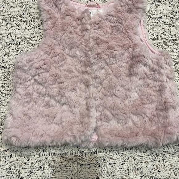H&M Other - H&M Light Pink Kids Faux Fur Vest